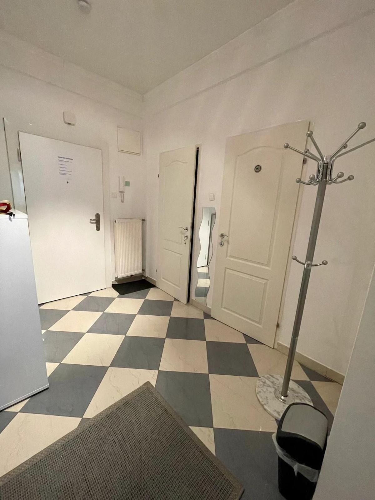 Gemutliche Wohnung Mit Super Lage Вена Экстерьер фото